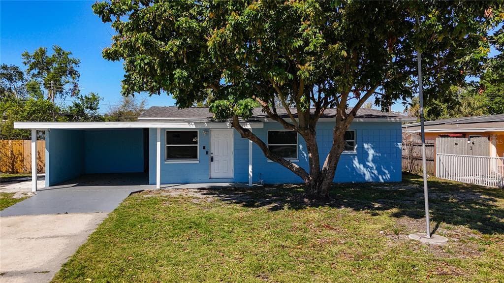 4716 TOWN N COUNTRY BOULEVARD TAMPA, FL 33615