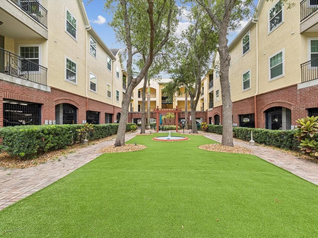 2010 E PALM AVENUE UNIT 14303 TAMPA, FL 33605