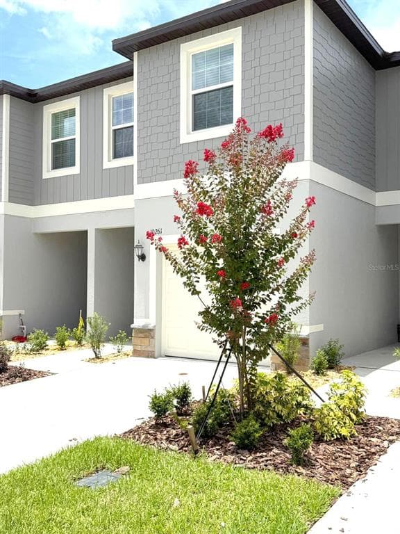 10261 TRUMPET HONEYSUCKLE WAY SAN ANTONIO, FL 33576
