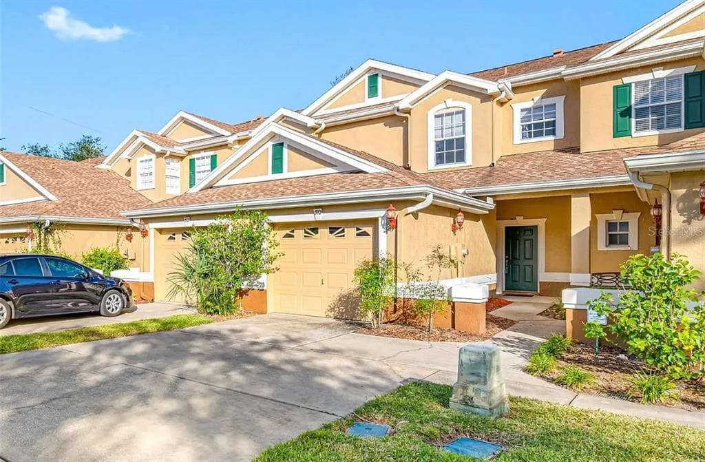 510 SPRING LAKE CIRCLE TARPON SPRINGS, FL 34688