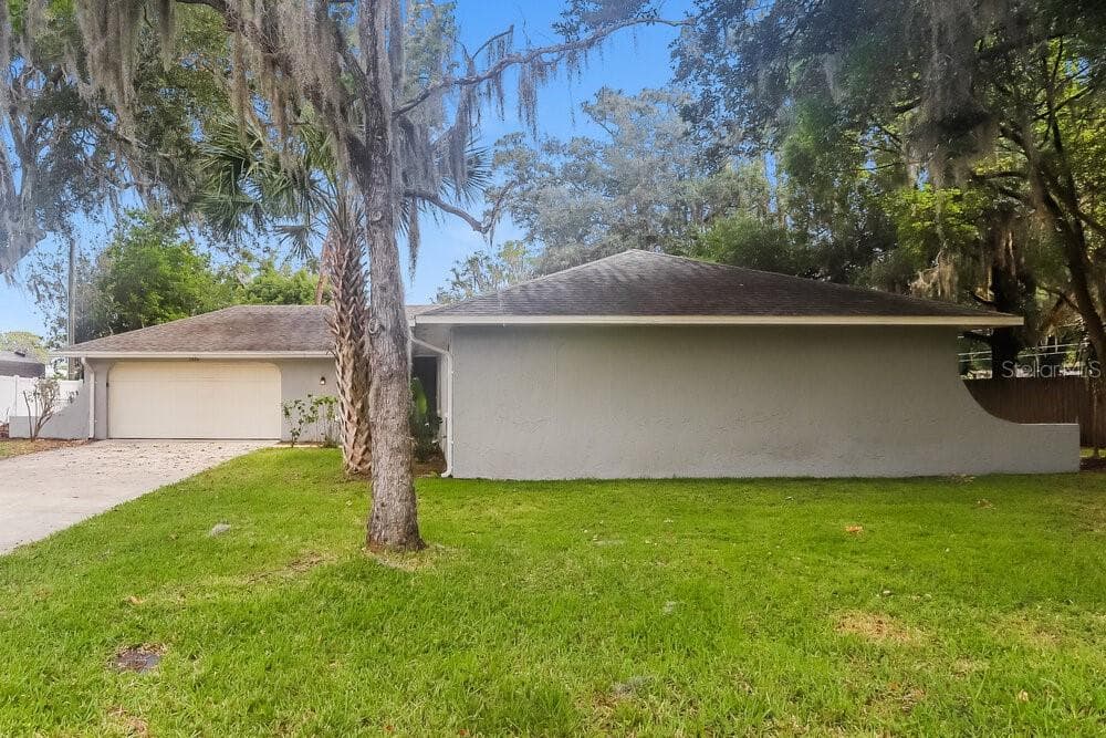 3420 CINDY LANE LAKELAND, FL 33801