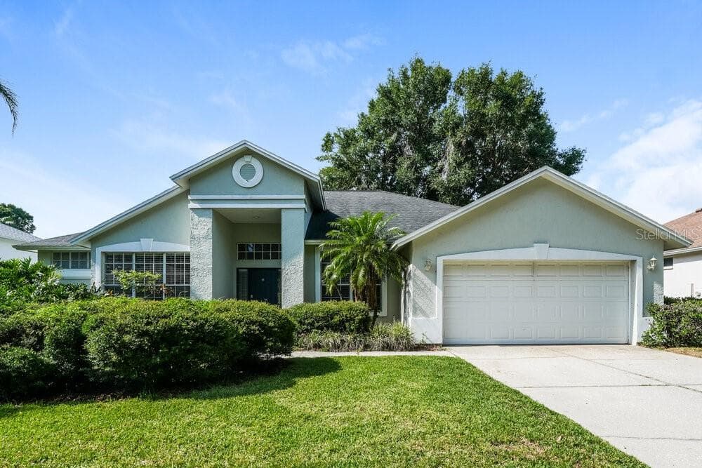 4929 WILLOW RIDGE TERRACE VALRICO, FL 33596