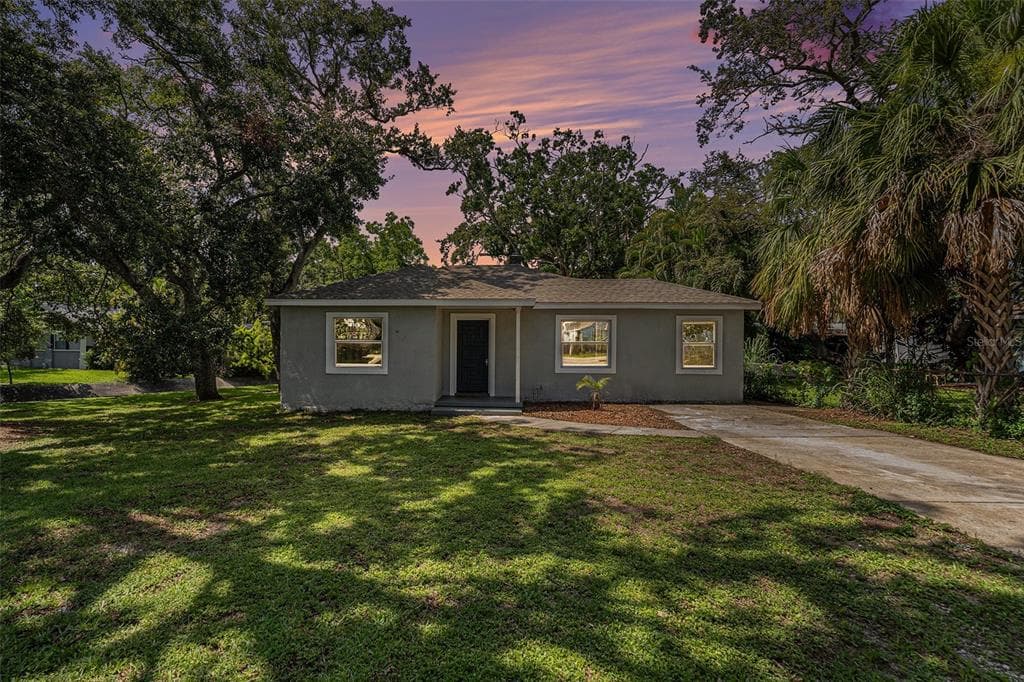 3205 68TH AVENUE N ST PETERSBURG, FL 33702