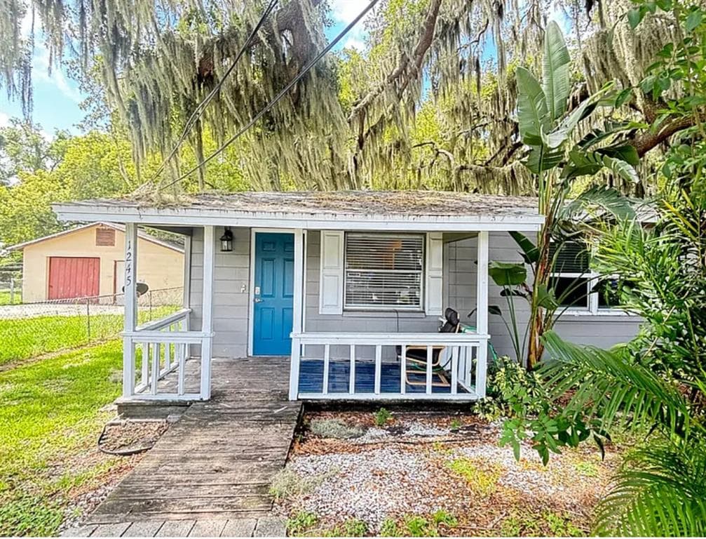 1245 E PARKER STREET LAKELAND, FL 33801