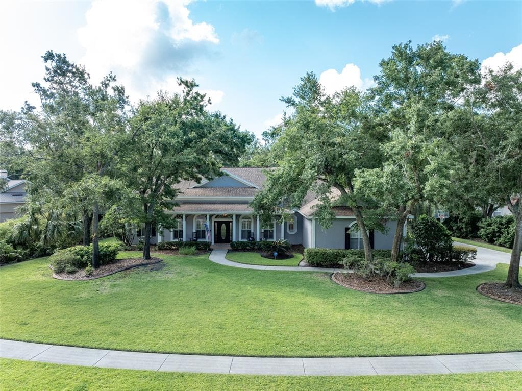 5927 FLATWOODS MANOR CIRCLE LITHIA, FL 33547