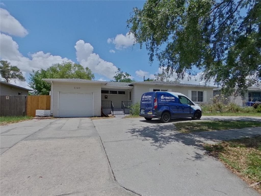 5149 22ND AVENUE N ST PETERSBURG, FL 33710