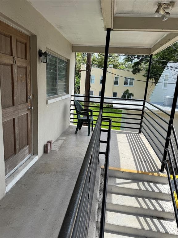 615 OAK AVENUE CLEARWATER, FL 33756