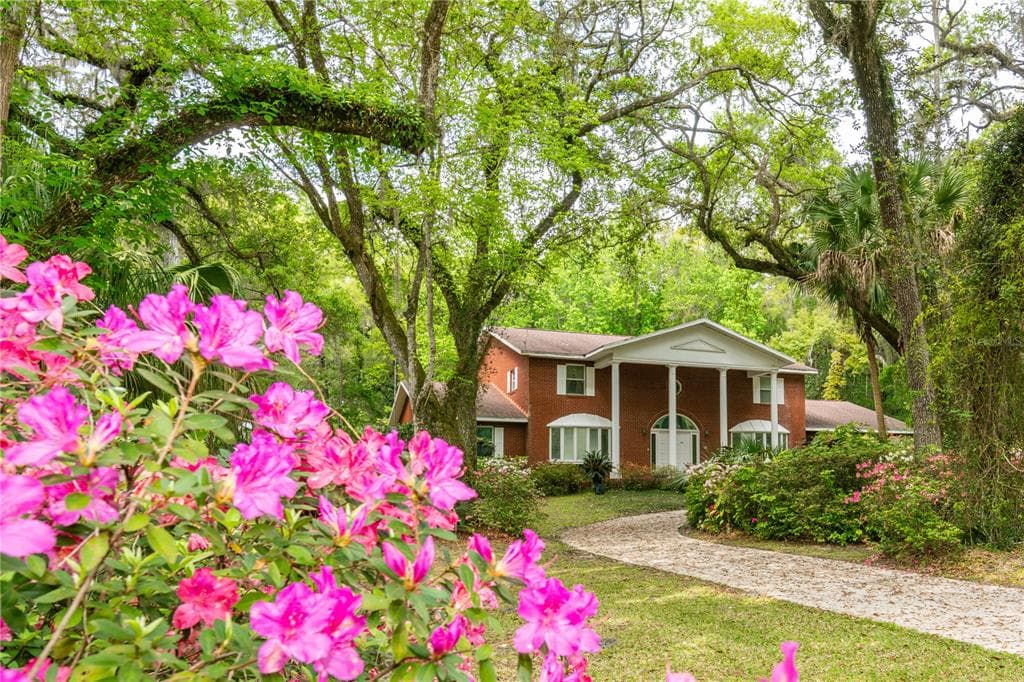 11159 CINDY DRIVE BROOKSVILLE, FL 34601