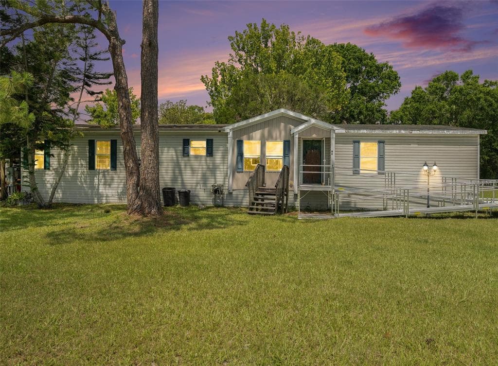 7213 ORCHARD DRIVE WESLEY CHAPEL, FL 33545