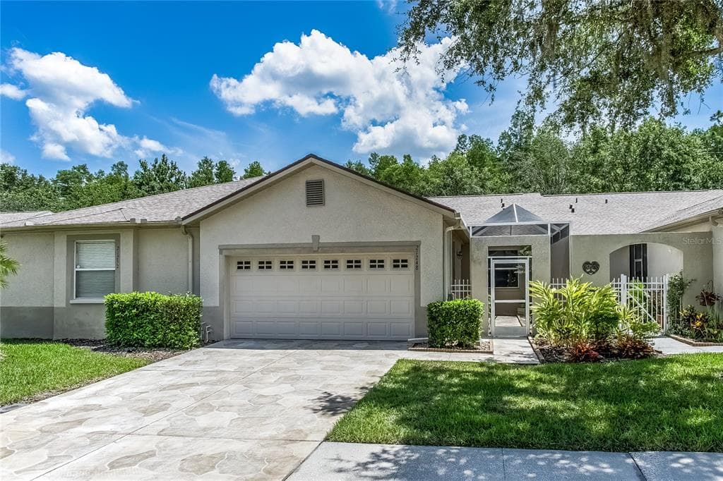 21248 DIAMONTE DRIVE LAND O LAKES, FL 34637
