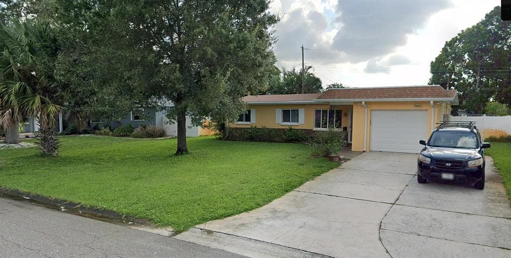7481 OAK STREET NE ST PETERSBURG, FL 33702