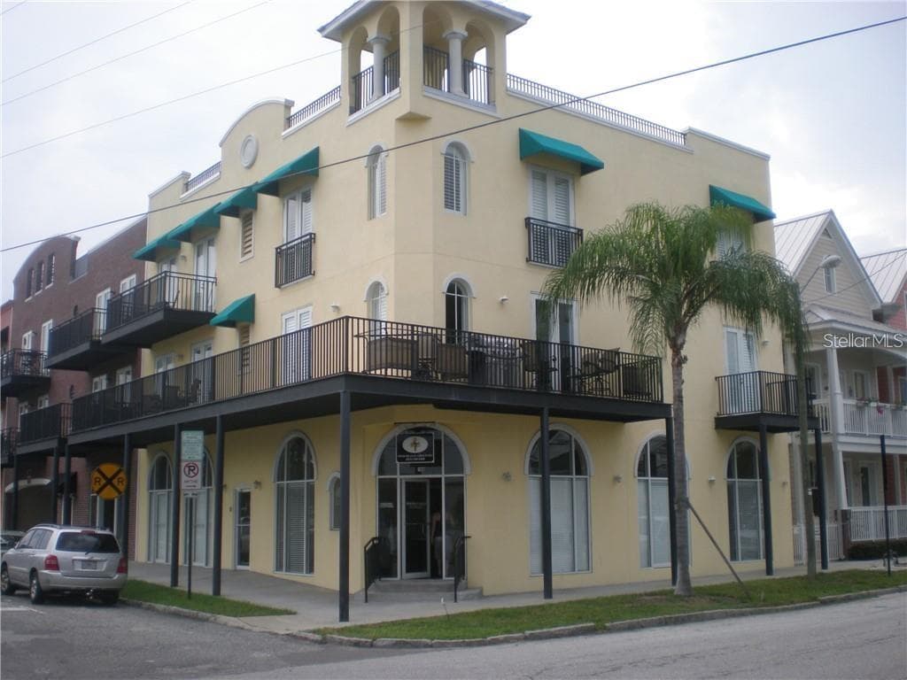 2002 E 5TH AVENUE UNIT 208 TAMPA, FL 33605