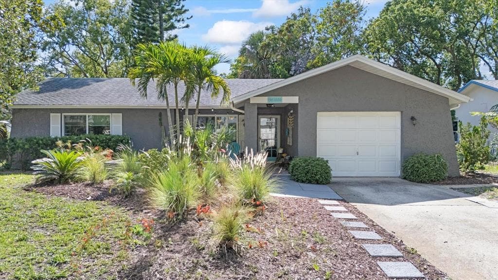 2850 DOONE CIRCLE PALM HARBOR, FL 34684