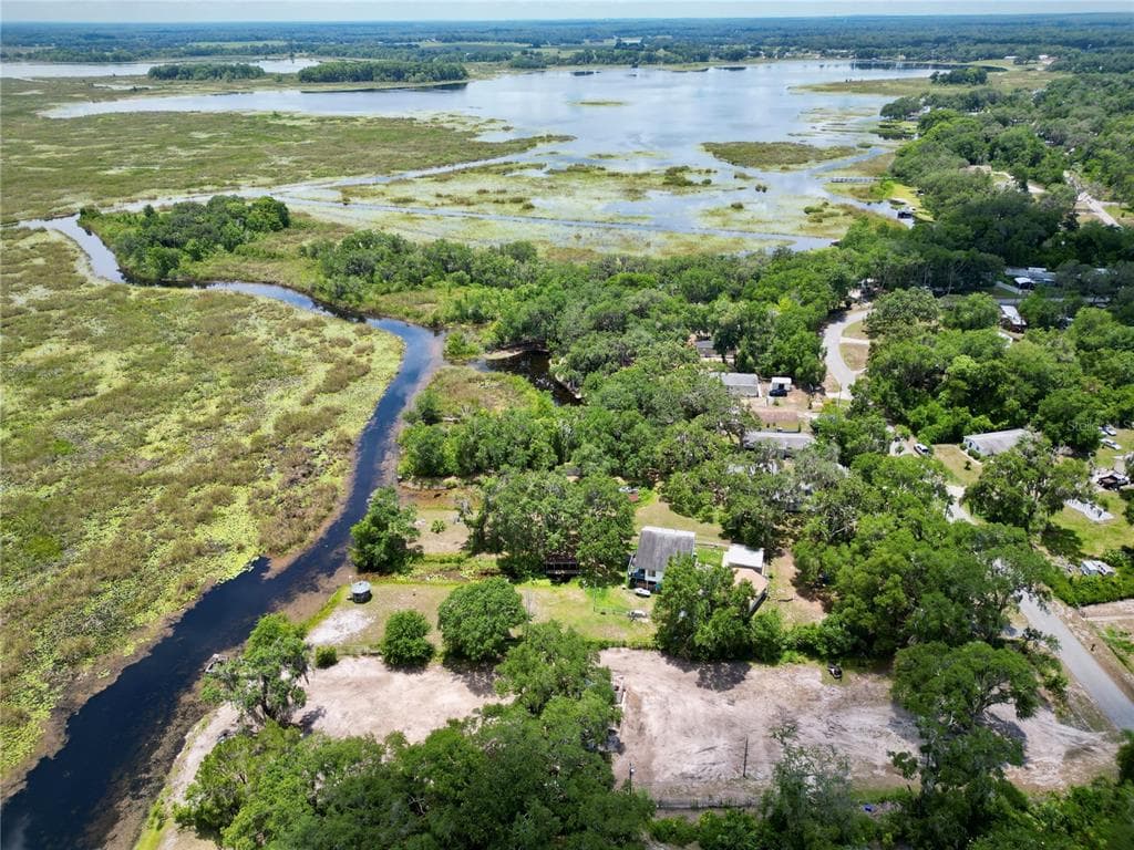 2931 N WHEATON POINT HERNANDO, FL 34442
