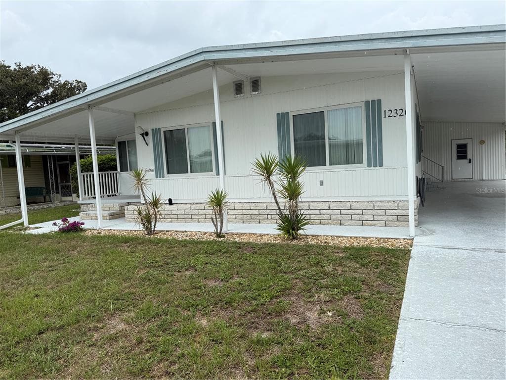 12320 CONDE DRIVE BROOKSVILLE, FL 34613
