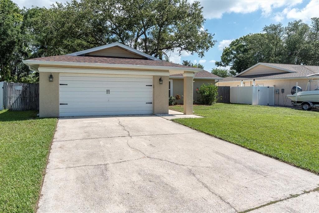 3226 COVENTRY N SAFETY HARBOR, FL 34695