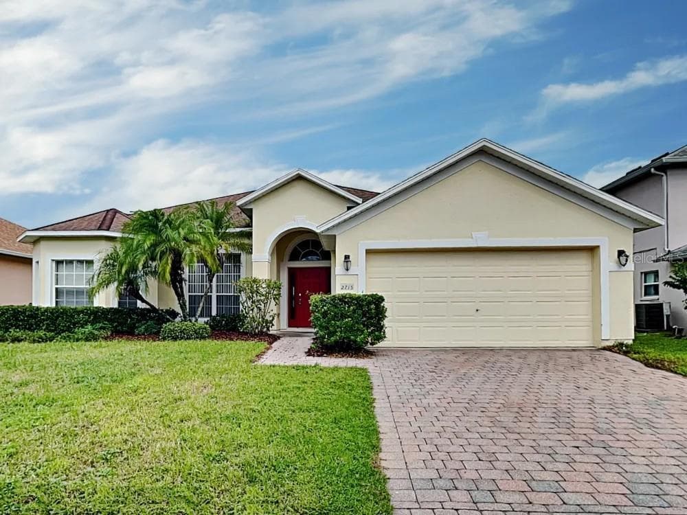 2715 PATRICIAN CIRCLE KISSIMMEE, FL 34746