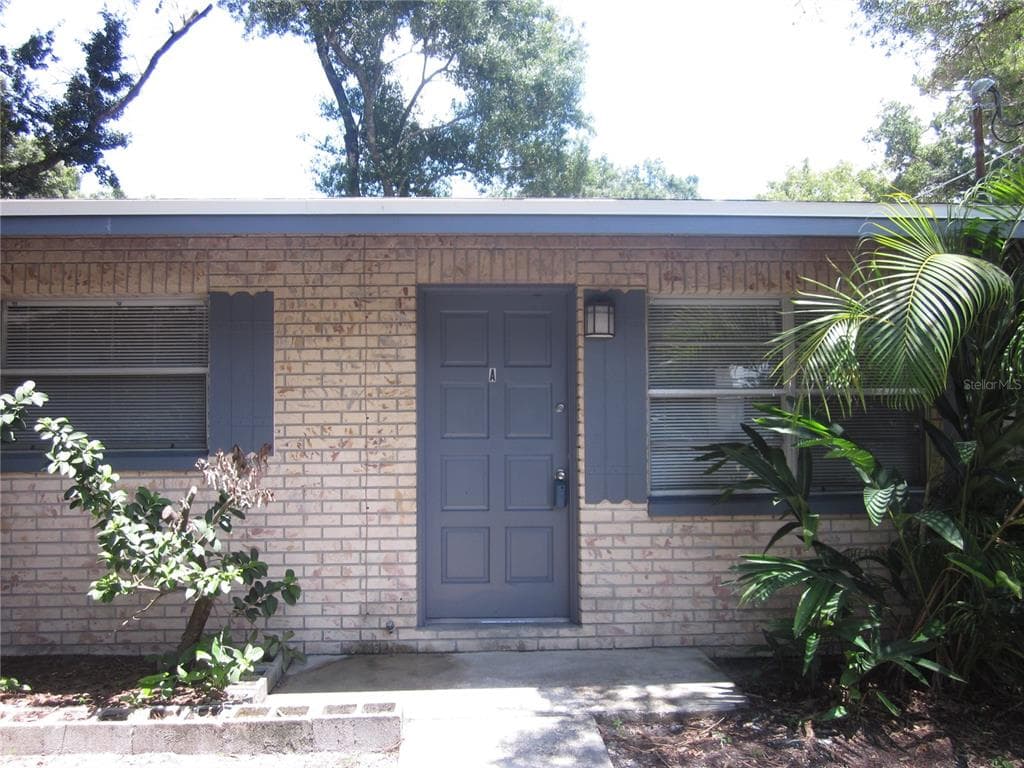 1704 E KIRBY STREET UNIT A TAMPA, FL 33604
