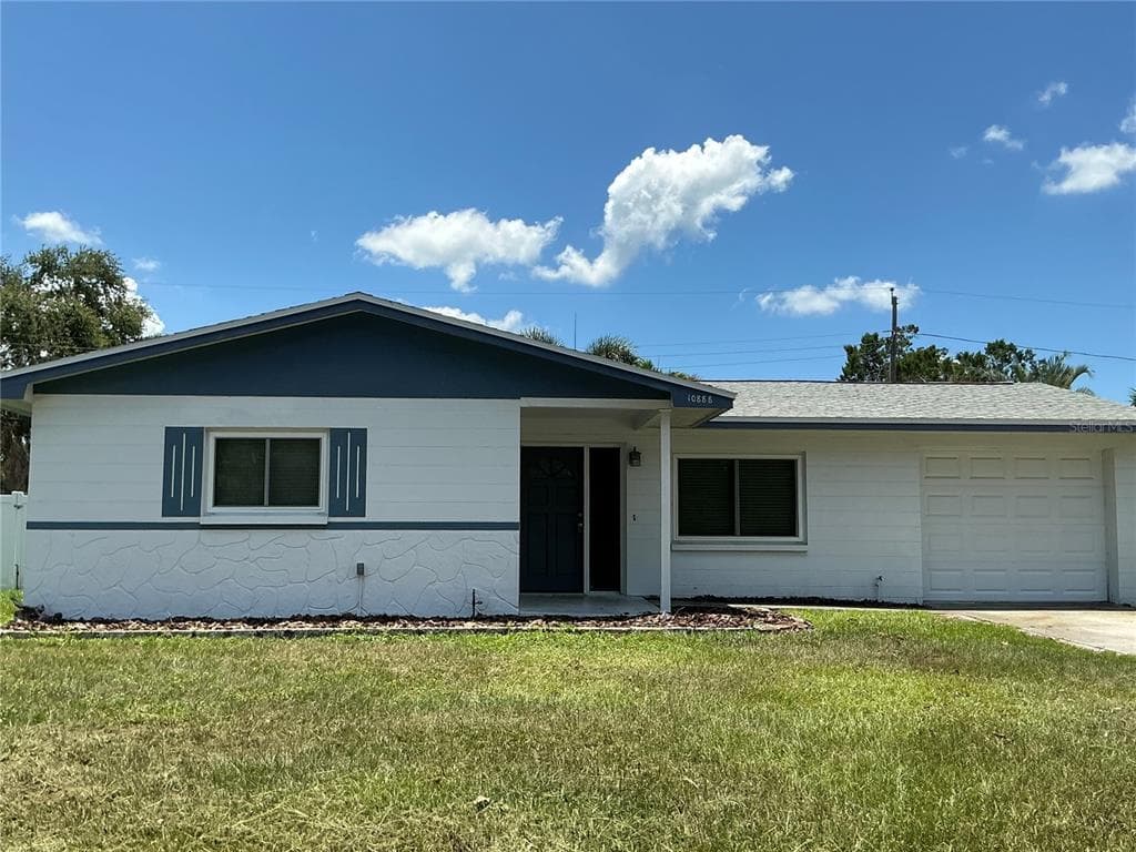 10888 TEMPLE AVENUE SEMINOLE, FL 33772