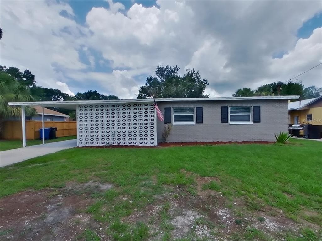 8419 STILLBROOK AVENUE TAMPA, FL 33615