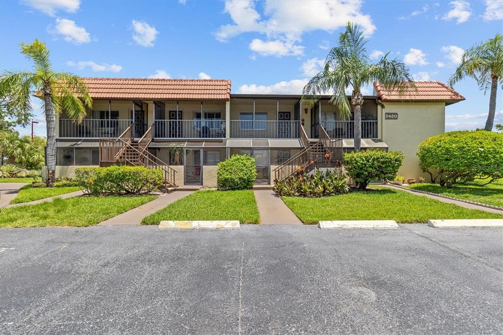2420 WINDING CREEK BOULEVARD UNIT 209 CLEARWATER, FL 33761