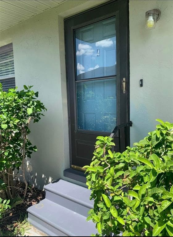 1025 APOLLO BEACH BOULEVARD UNIT B APOLLO BEACH, FL 33572