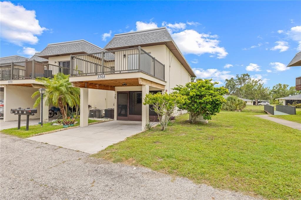 3368 RAMBLEWOOD PLACE UNIT 37-D-1 SARASOTA, FL 34237