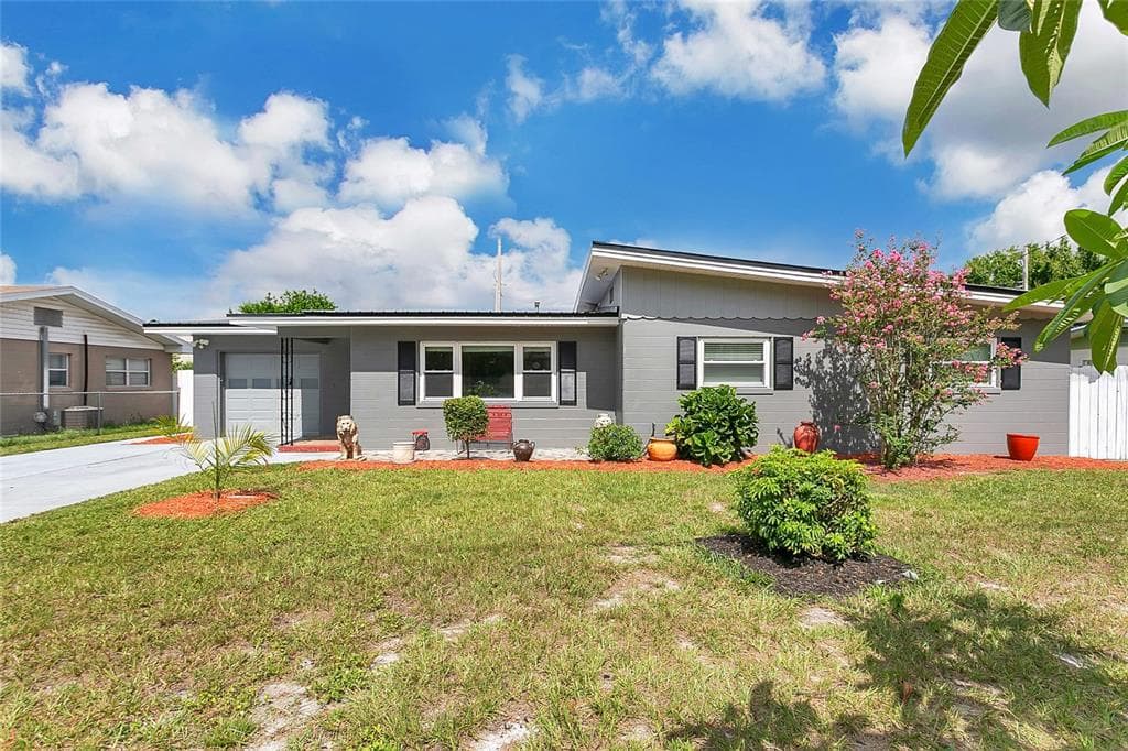 686 22ND STREET NW WINTER HAVEN, FL 33880