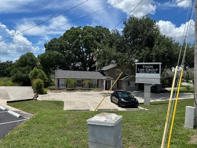 9312 N ARMENIA AVENUE TAMPA, FL 33612