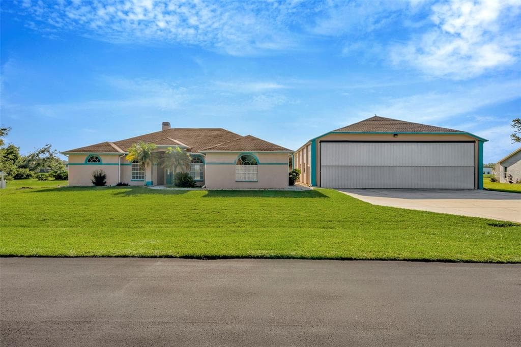 11908 PILOT COUNTRY DRIVE SPRING HILL, FL 34610