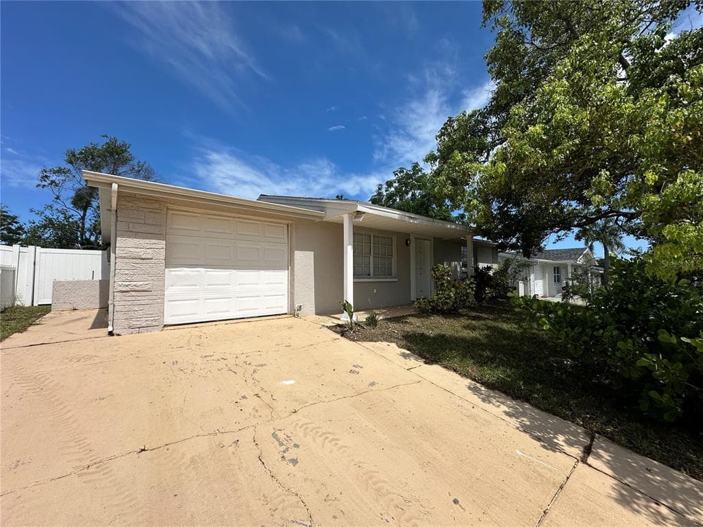 9411 RAINBOW LANE PORT RICHEY, FL 34668