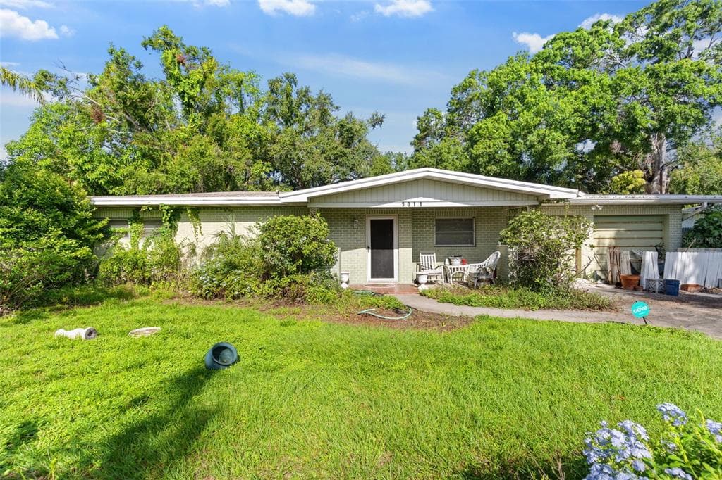 5011 S HESPERIDES ST TAMPA, FL 33611