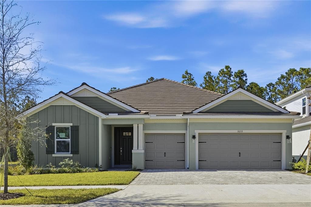 1633 TRAILHEAD LANE ZEPHYRHILLS, FL 33541