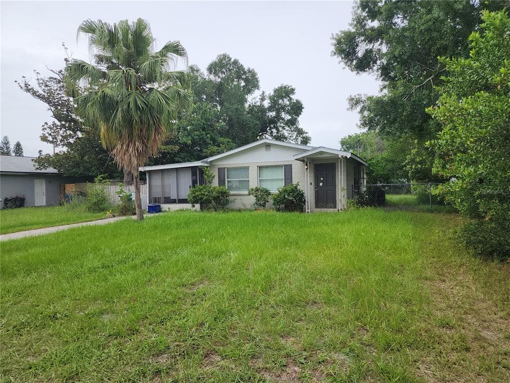 1711 E POINSETTIA AVENUE TAMPA, FL 33612