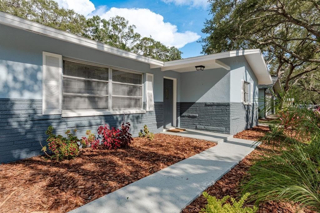 1949 KINGS HIGHWAY CLEARWATER, FL 33755