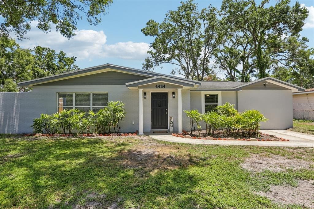 4434 PERCH STREET TAMPA, FL 33617