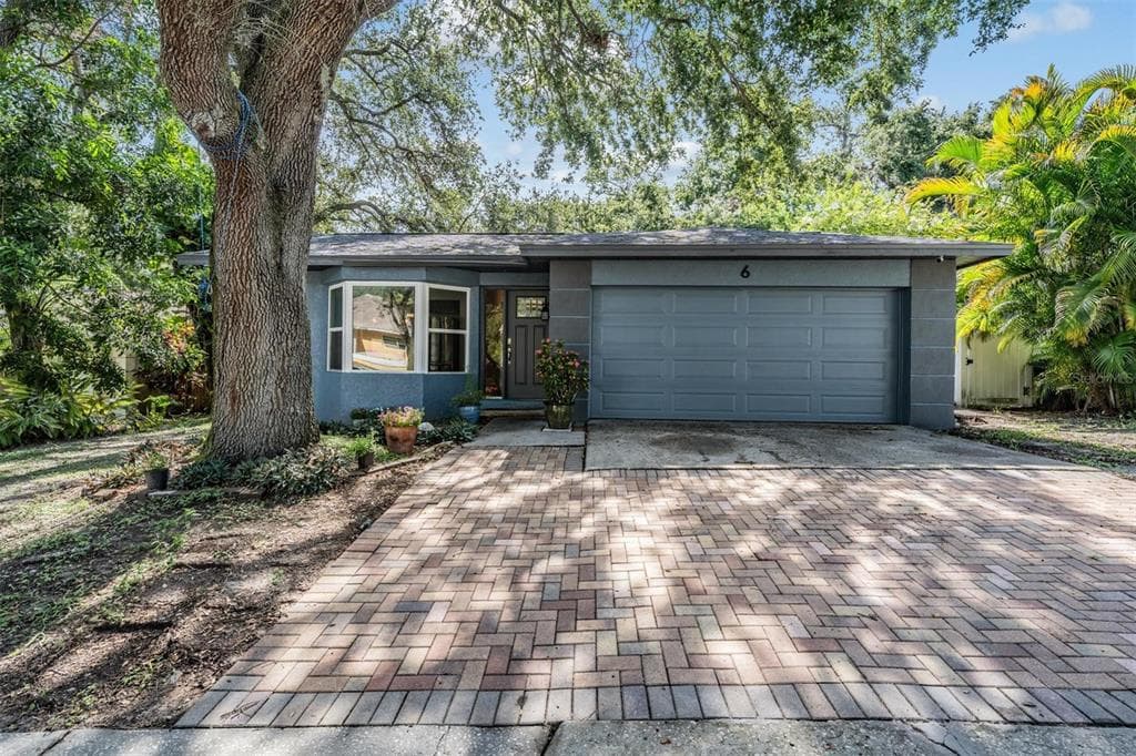 6 HARBOR COVE STREET SAFETY HARBOR, FL 34695