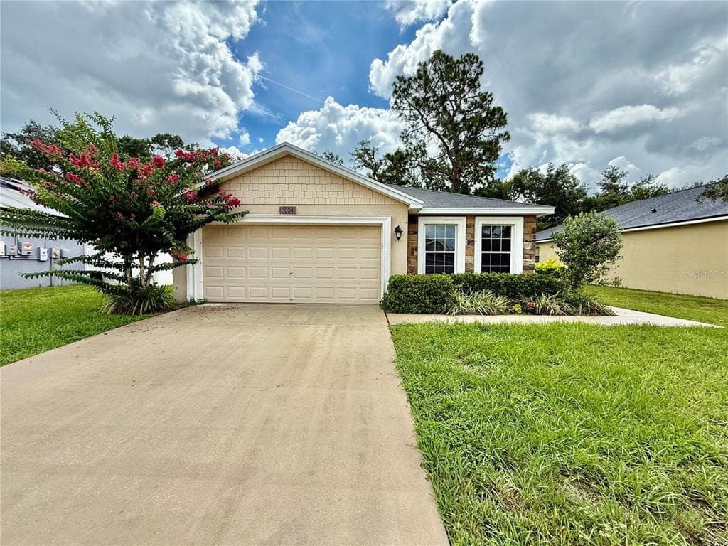 6054 MERRIFIELD DRIVE ZEPHYRHILLS, FL 33541