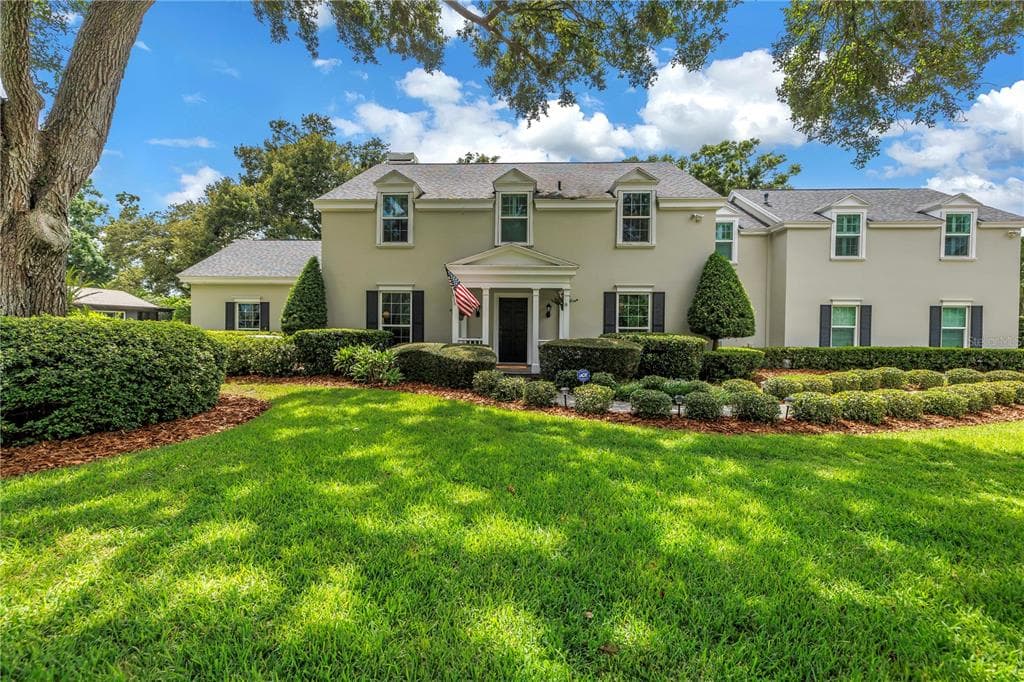 1628 LONG BOW LANE