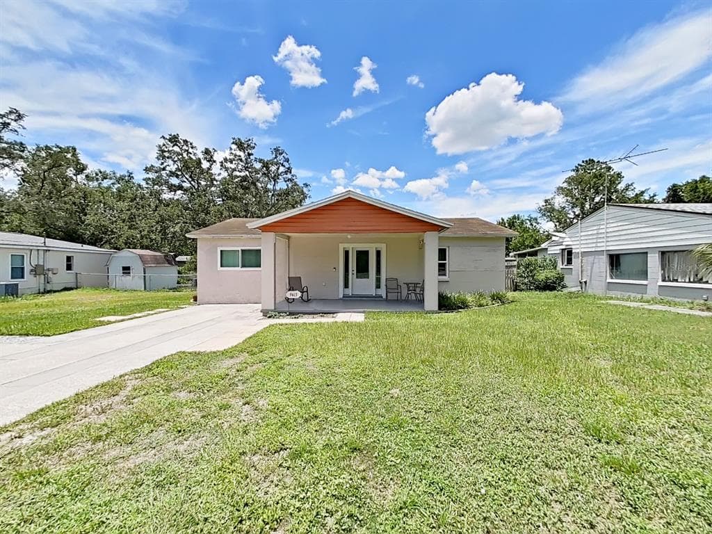 9413 FOREST HILLS DRIVE TAMPA, FL 33612
