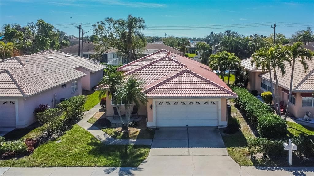 4415 MUIRFIELD DRIVE BRADENTON, FL 34210