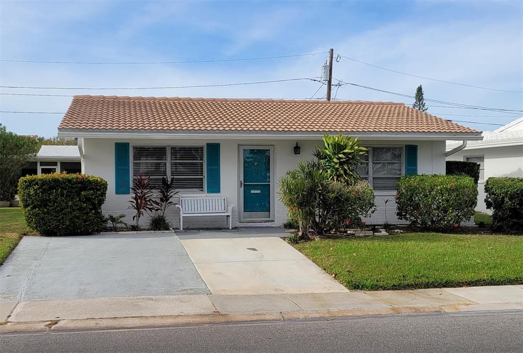 4470 MAINLANDS BOULEVARD W PINELLAS PARK, FL 33782