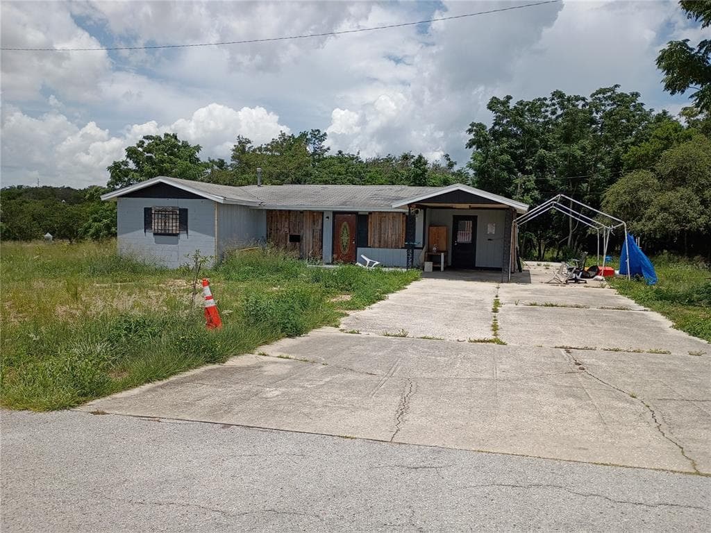 745 DRAWDY ROAD BABSON PARK, FL 33827