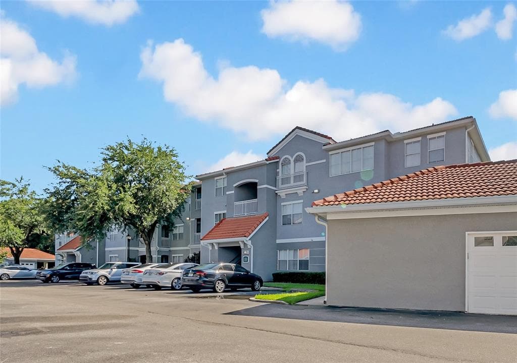 18001 RICHMOND PLACE DRIVE UNIT 116 TAMPA, FL 33647