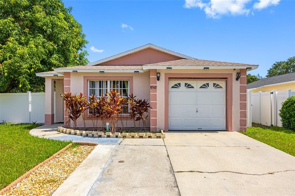 8502 N HYALEAH ROAD TAMPA, FL 33617