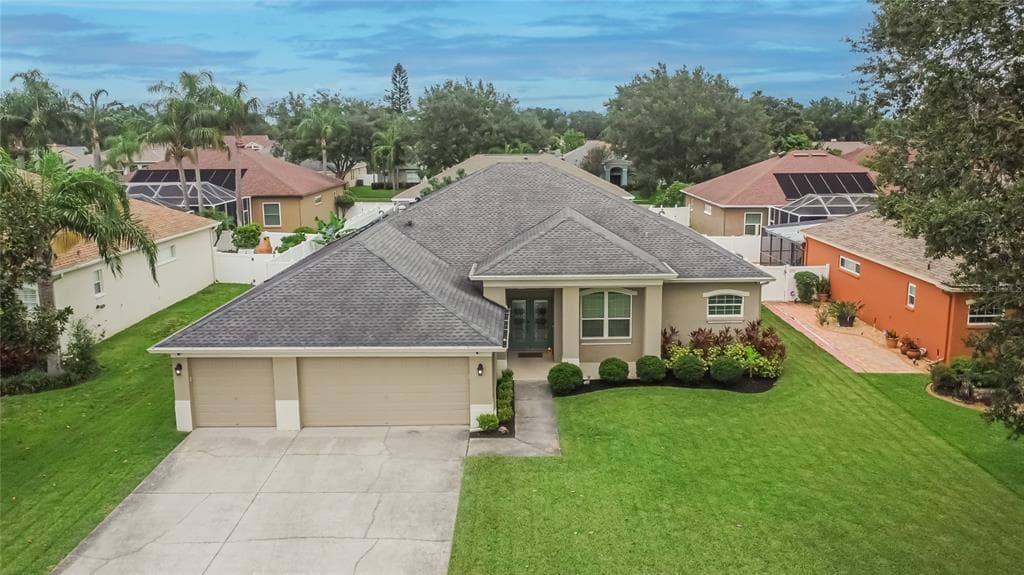 2819 DUNCAN TREE CIRCLE