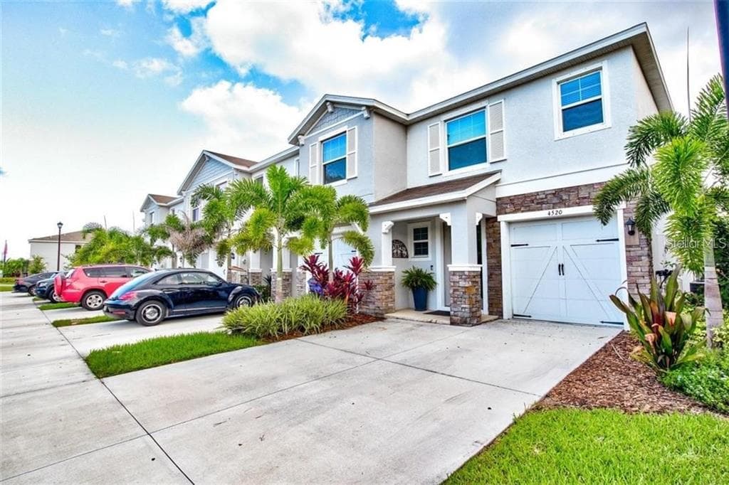 4520 SILVER LINING STREET SARASOTA, FL 34238