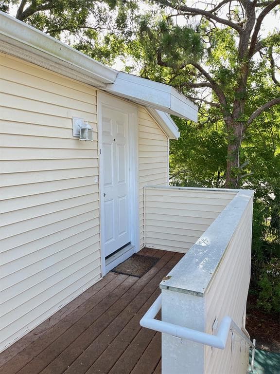 139 HUNTER LAKE DRIVE UNIT G OLDSMAR, FL 34677