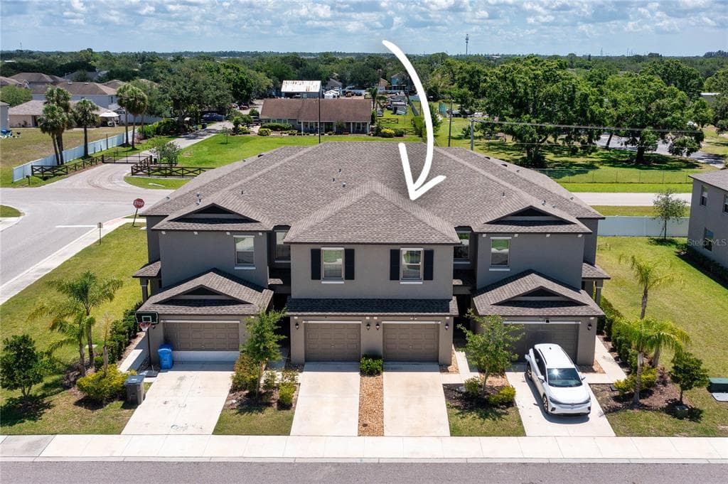 937 ROYAL EMPRESS DRIVE