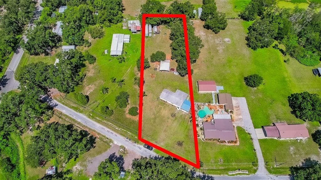 1105 BRANCH ACRES DRIVE PLANT CITY, FL 33565